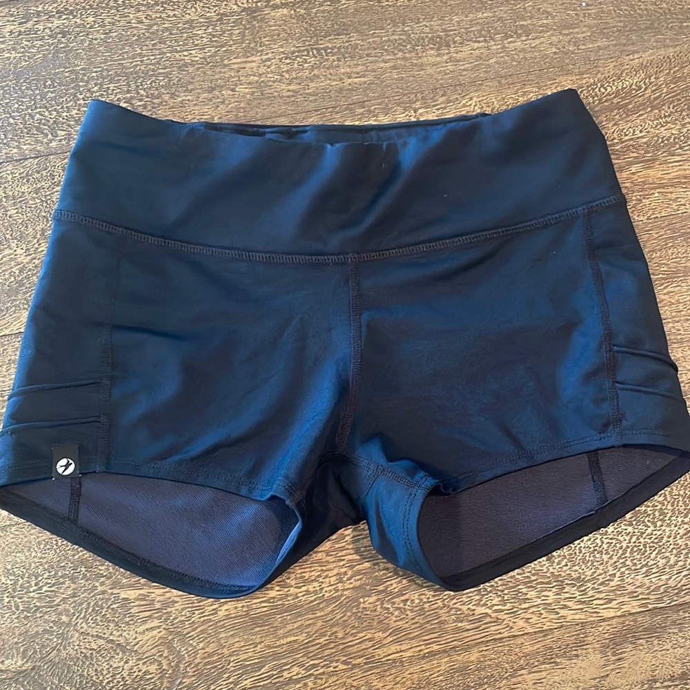 Oiselle Kara cross country shorts, size 4